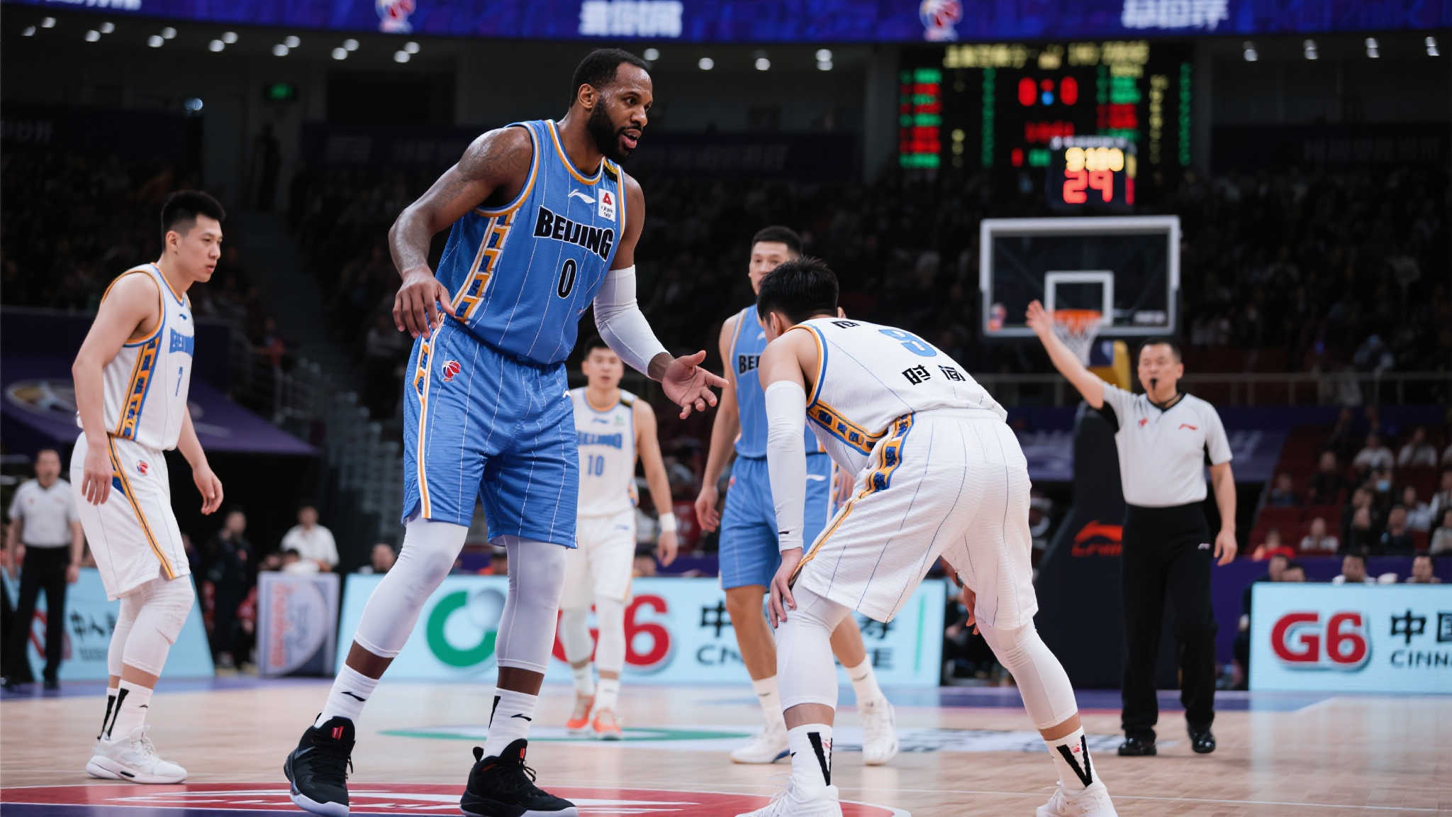 北京队全力备战G6:所罗门受时间限制,范子铭轻感冒,陈盈骏与纳托尔加紧训练 北京队全力备战G6:所罗门受时间限制,范子铭轻感冒,陈盈骏与纳托尔加紧训练